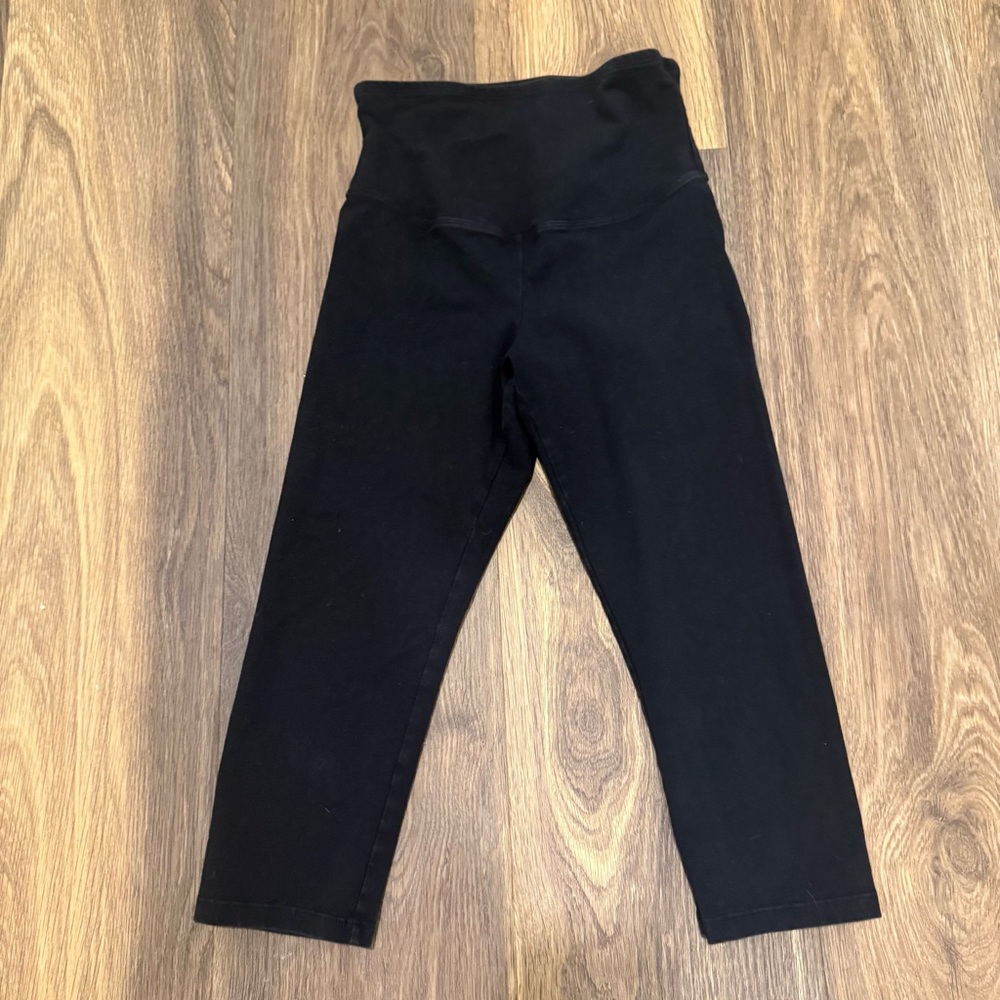 Black Yummie Shapewear Leggings Size XS Capri Length